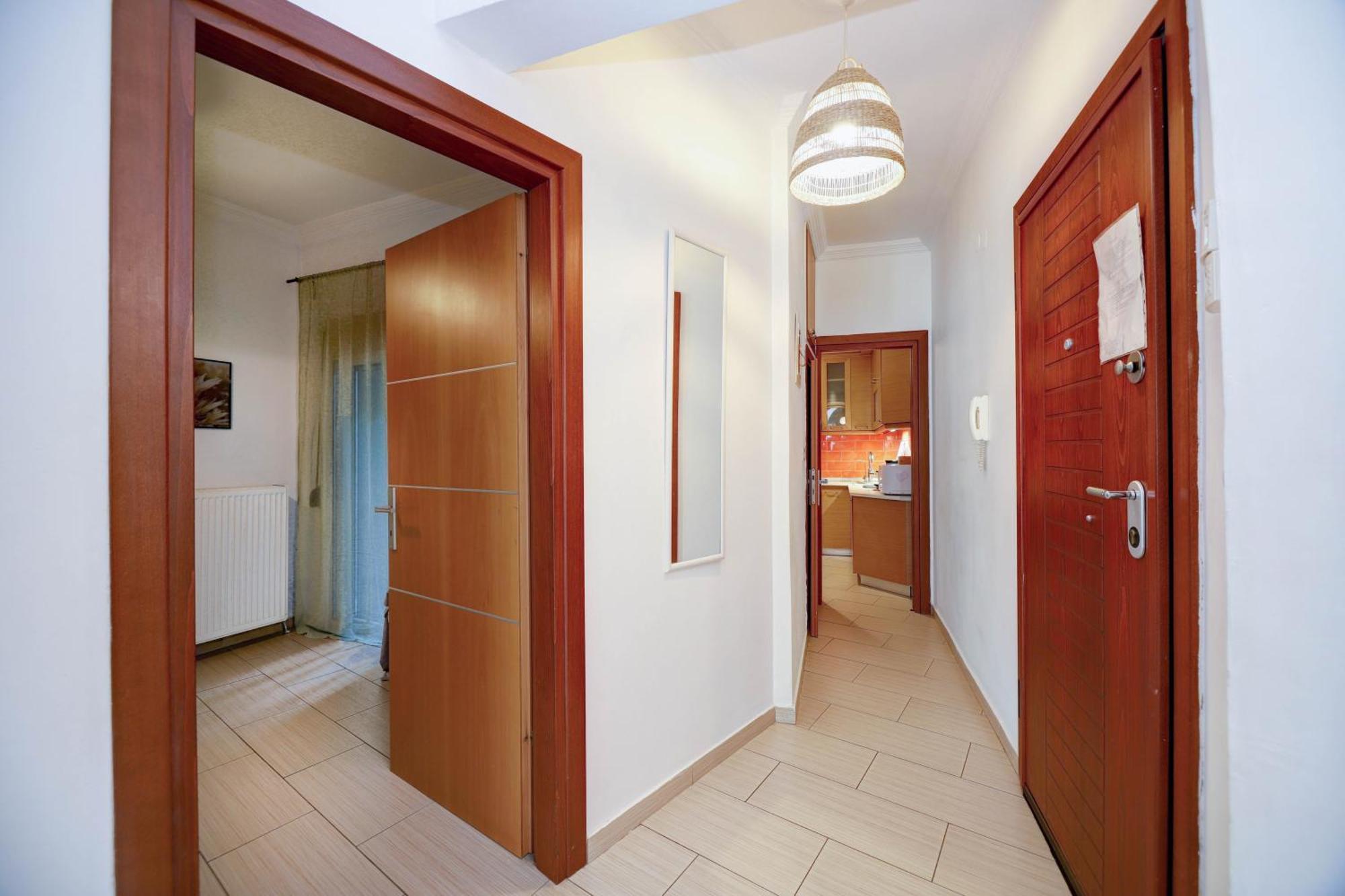 Traveler 85m2 Private Parking Next To Center Apartment Thessaloniki